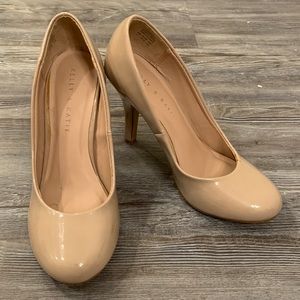 Nude heels, size 7